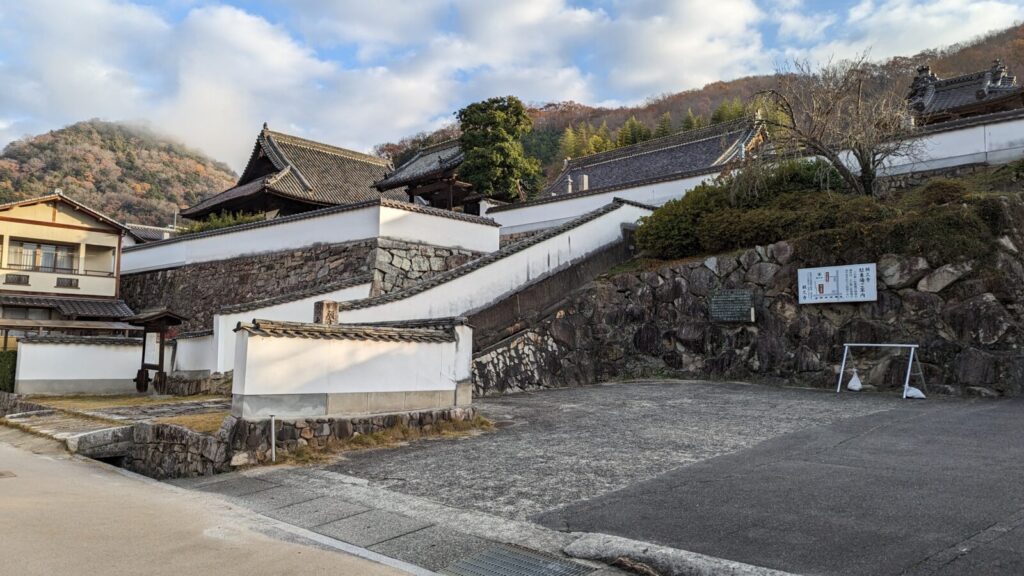 国の名勝・頼久寺